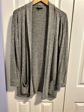 RW&CO. Gray Open Front Cardigan Size Medium